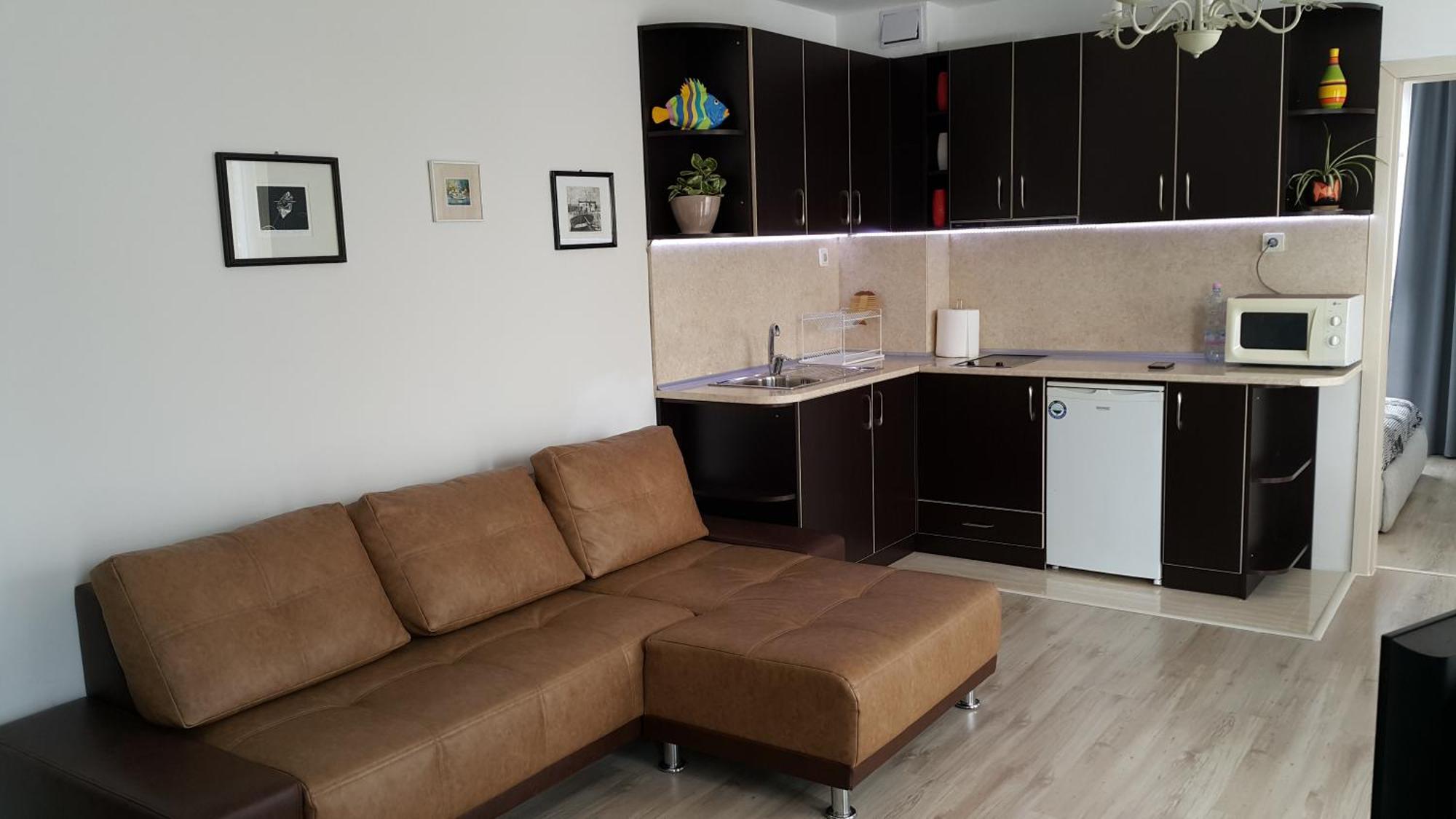 Kraybrezhna Apartment Pomorie Bagian luar foto